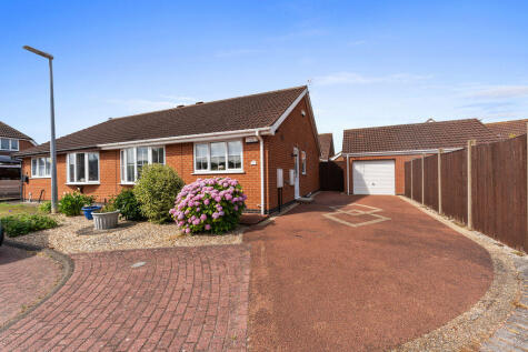 Barnet Drive, New Waltham