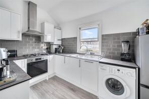 Flat 1, 57 59 Nelson House, Beckenham Road, Beckenham BR3 4PN