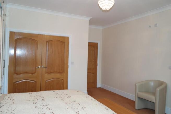 Walk-in Wardrobe