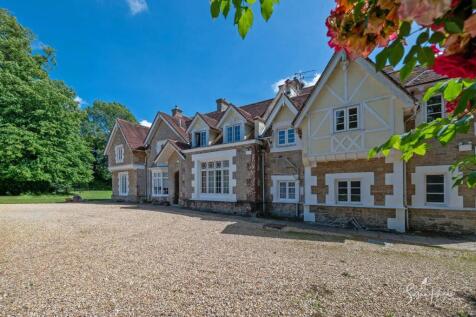 Stonepitts House, Binstead