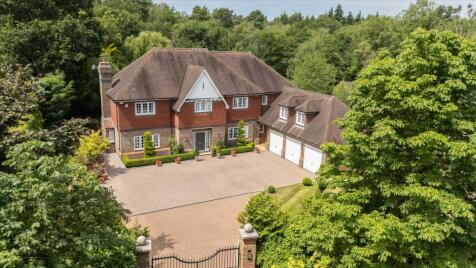 Percival Close, Oxshott, Surrey KT22