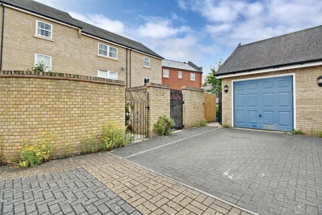 Single Garage