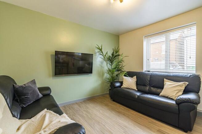 Open Plan Kitchen/Lounge Space