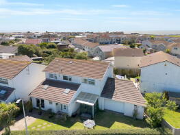 62, Anglesey Way, Nottage, Porthcawl CF36 3QP