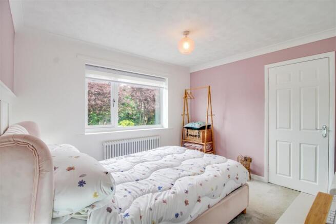 2 bed Detached Bungalow for sale Image 11