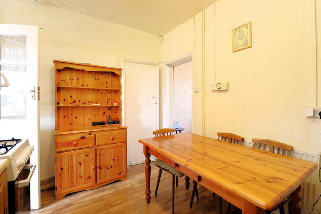 2 bed Terraced for sale Image 8