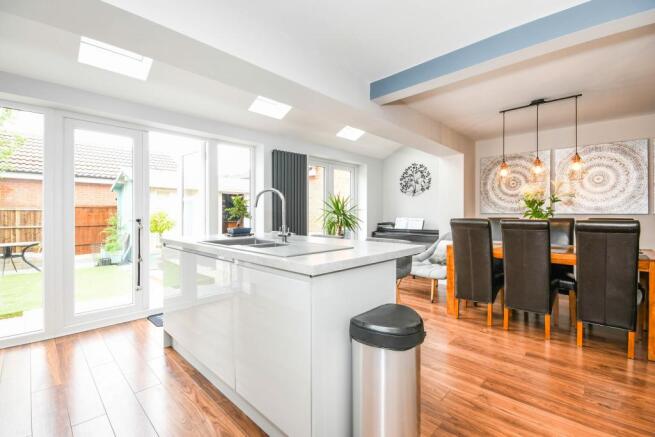 Kitchen/breakfast ro