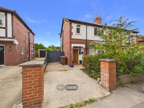 3 bed Semi-Detached to rent in pontefract