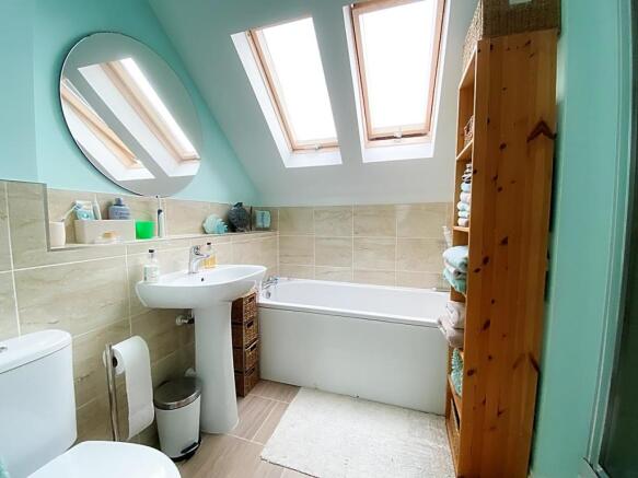 En-Suite Bathroom
