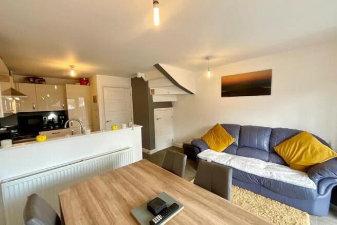4 bed Terraced for sale Image 7