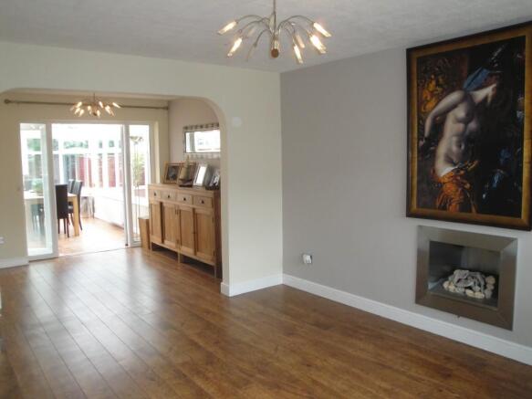 lounge & dining room