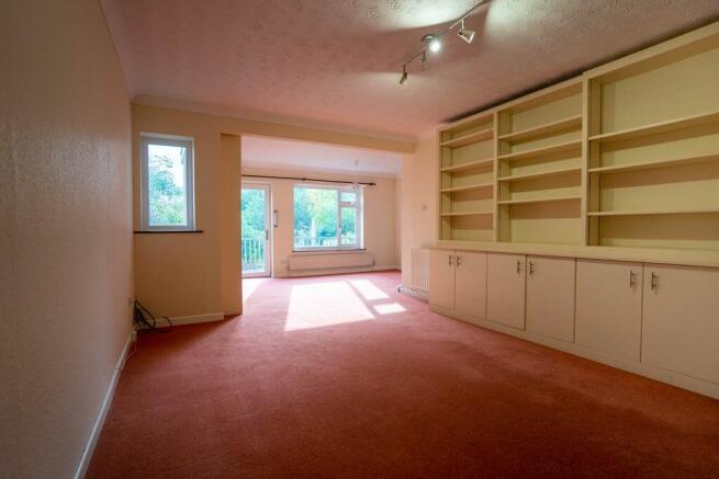 Sitting/Dining Room