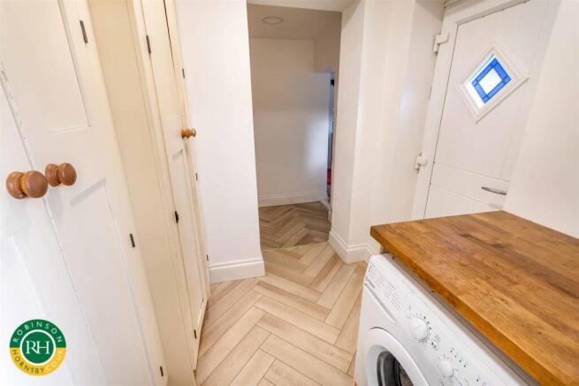 3 bed House for sale Image 10