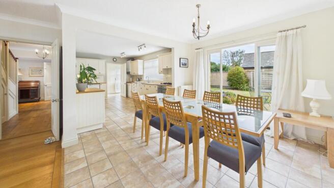 Apsley Way, Longthorpe, Peterborough photo 4