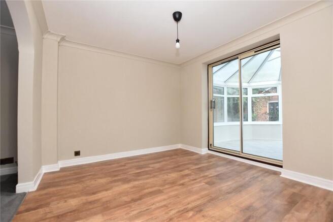 4 bed Detached for sale Image 4