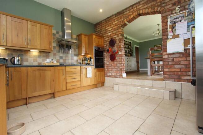 Kitchen #1.JPG