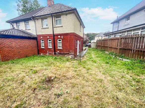 2 bed Semi-Detached to rent Image 9