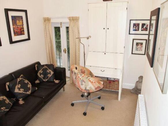 Bedroom 3/Study