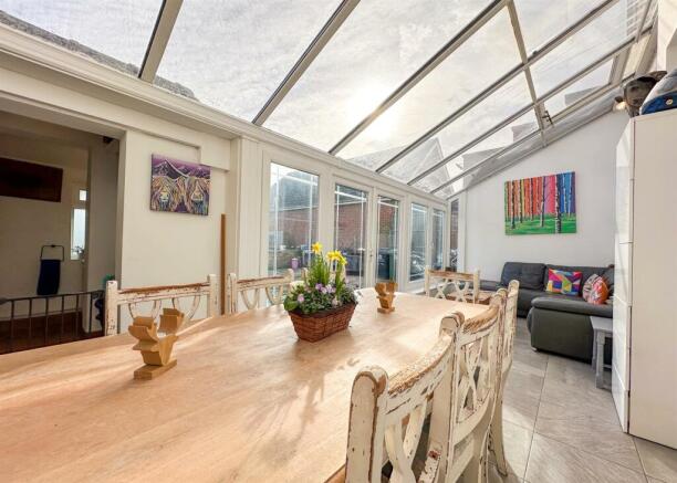 SUN ROOM