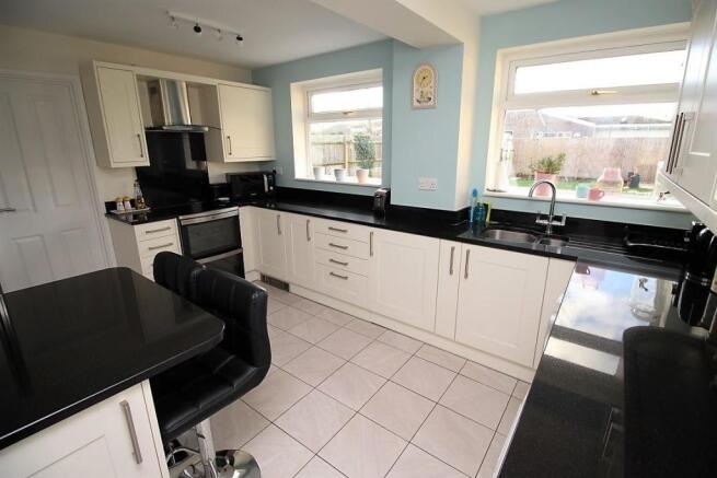 Kitchen / Breakfast Room