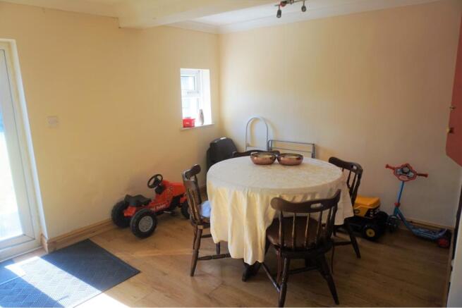 Breakfast Room