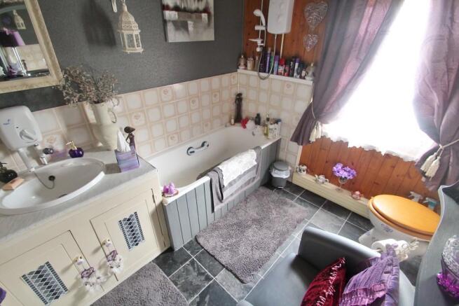 Photo 5