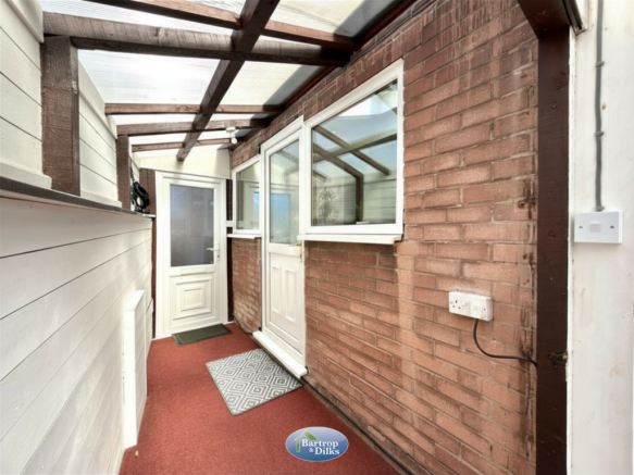 3 bed Semi-Detached for sale Image 6