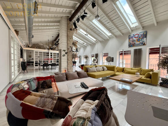 20251002_120854198_iOS