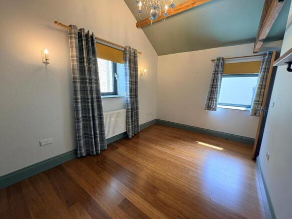 2 bed Flat to rent Image 9