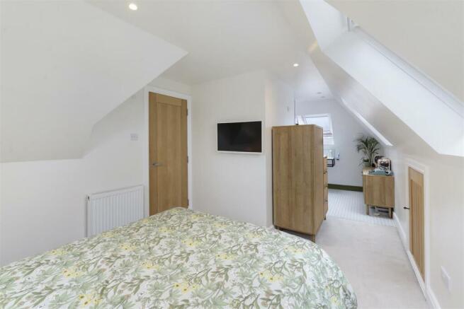 21Oldfield18.jpg