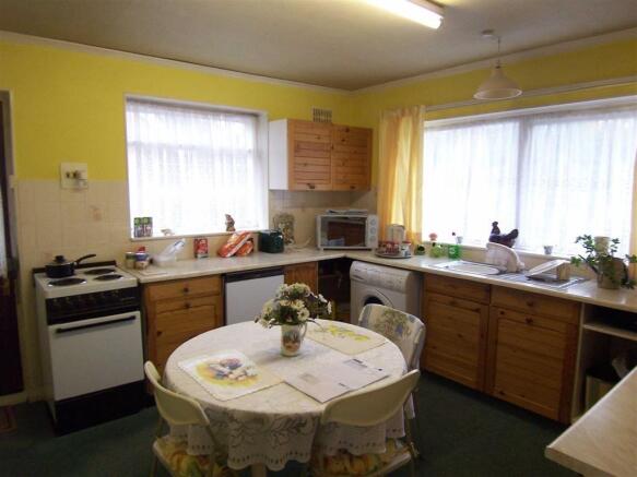 Breakfast Kitchen: