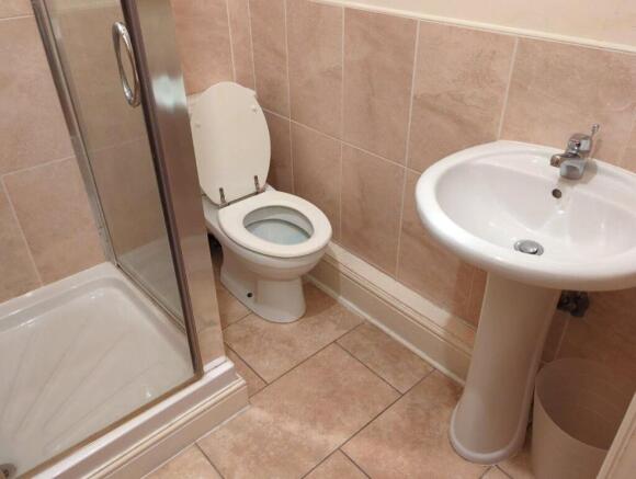 1 bed Apartment to rent Image 5