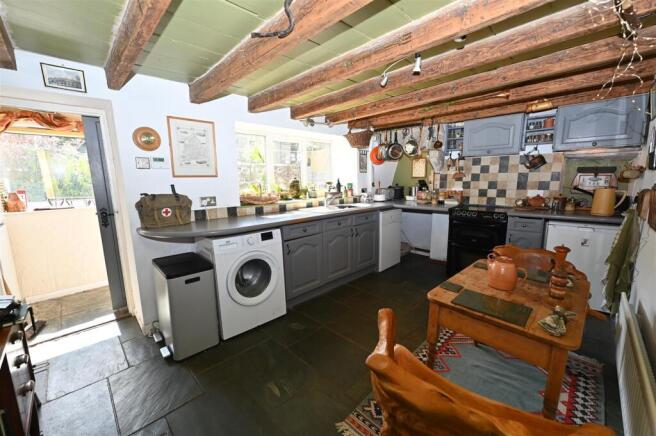 3 bed Cottage for sale Image 4