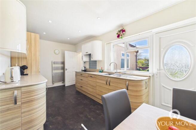 Kitchen/Dining Room