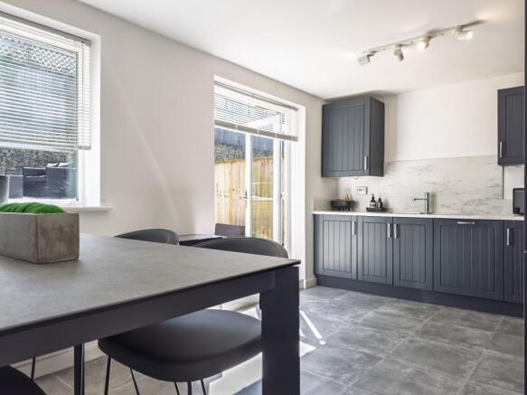 Dining kitchen