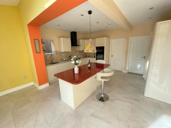 Open Plan Kitchen/Living/Dining Room
