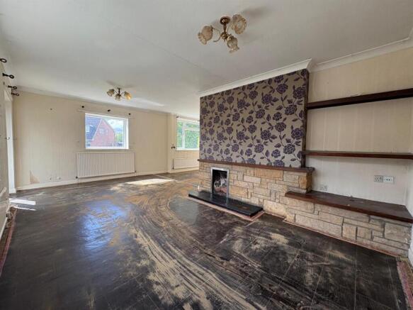3 bed Detached Bungalow for sale Image 12