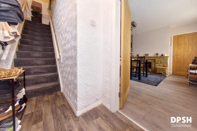 3 bed Terraced for sale Image 12
