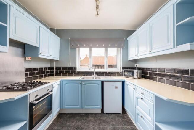 3 bed End of Terrace for sale Image 4
