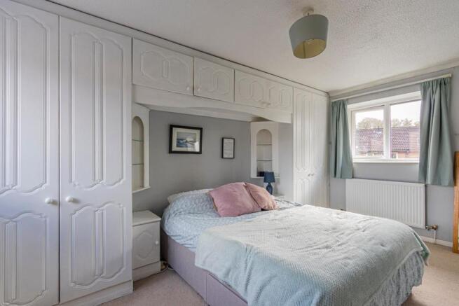 Kennington Close 13-18.jpg