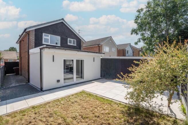 3 bed Detached for sale Image 6