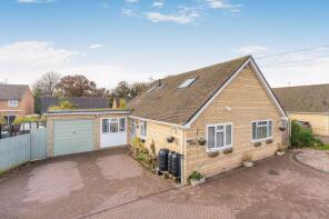 57, Riley Drive, Banbury OX16 1DS