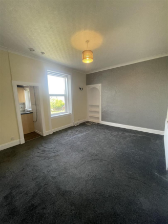 48 Parkend Road Lounge.png