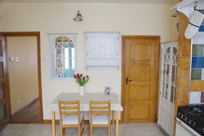 2 bed Terraced for sale Image 12