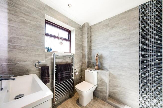 En-Suite Shower / WC