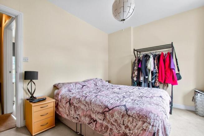 2 bed House for sale Image 12