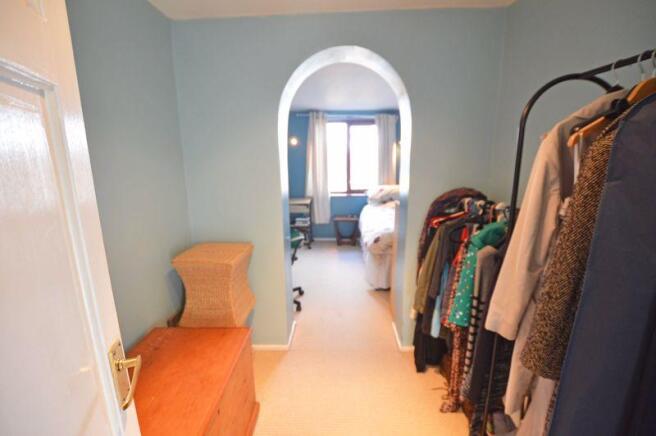 DRESSING AREA