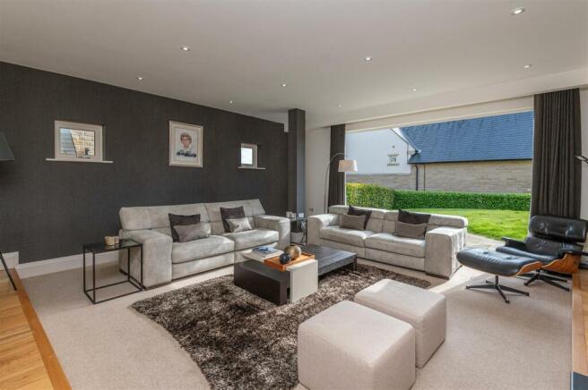 Main Lounge Open Bi Folds