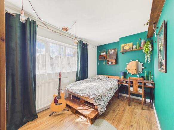 3 bed Terraced for sale Image 7
