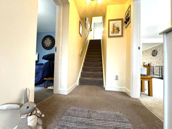 Ivy Lodge Close, Stapenhill, Burton-on-Trent, DE15 photo 4